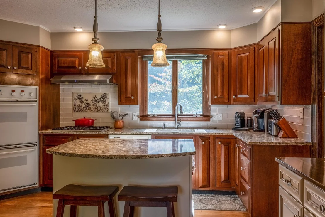 Photo of Unit 2A at 807 Murphys