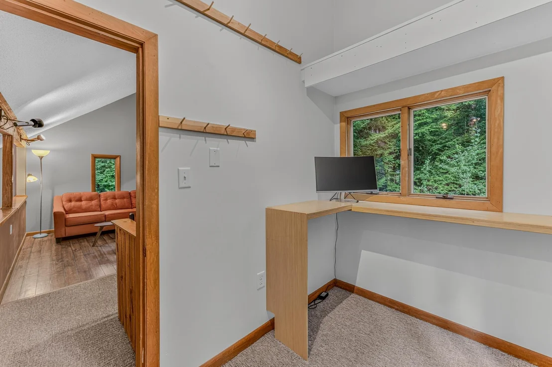 Photo of 246 Snowood