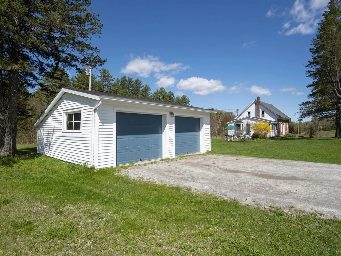 Photo of 4614 Brook