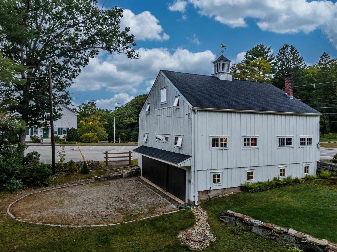 Photo of 1079 US Route 3