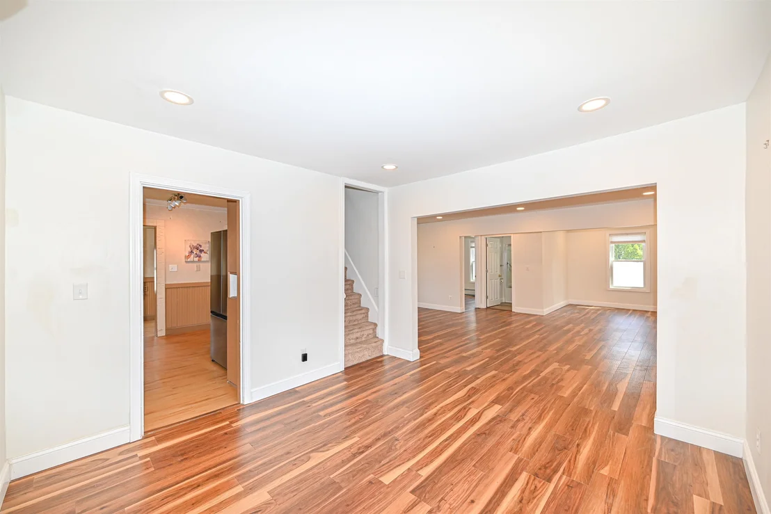 Photo of 16 Hale