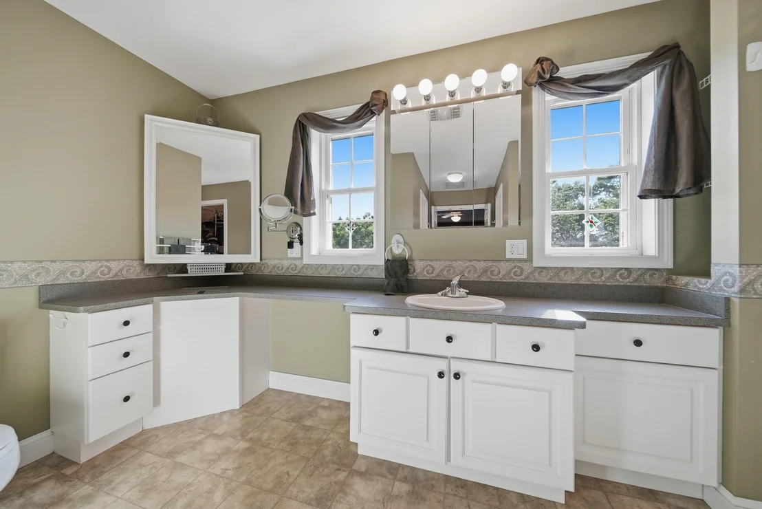 Photo of 22 Longview