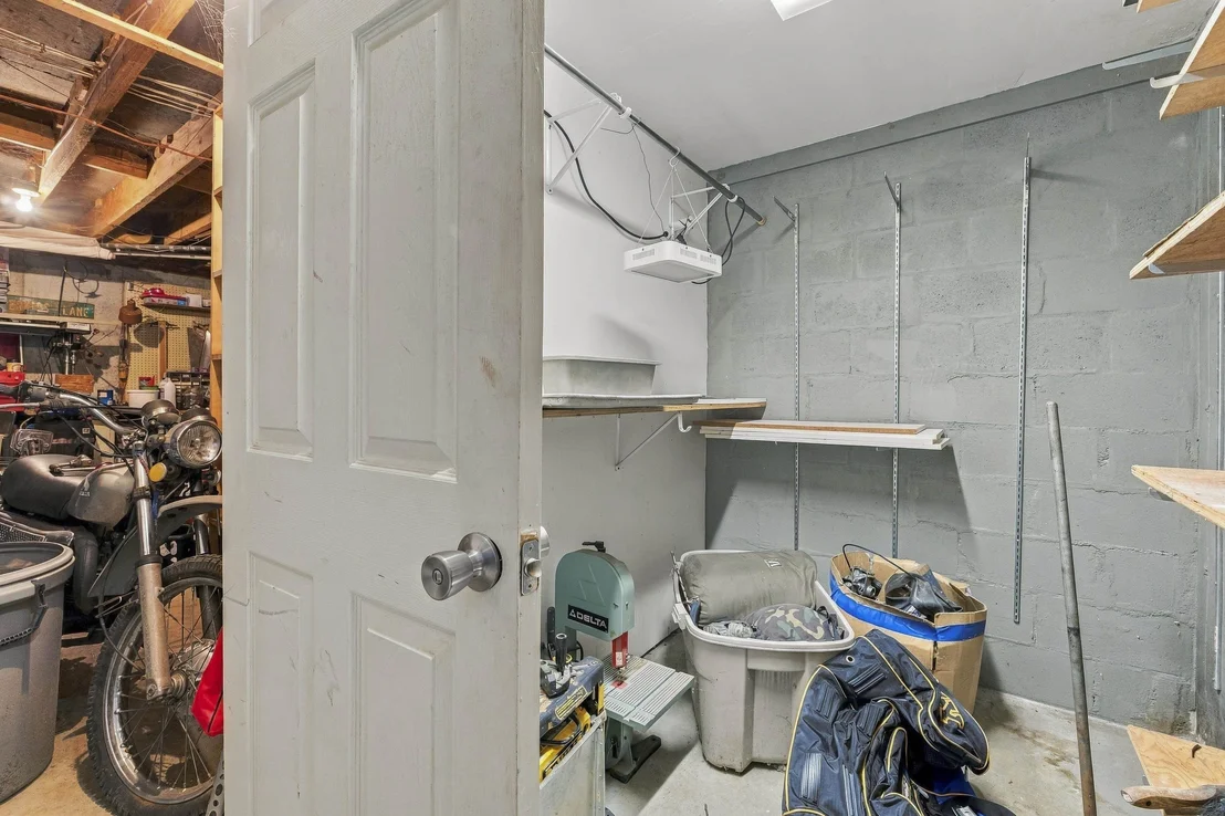 Photo of 328 Spring