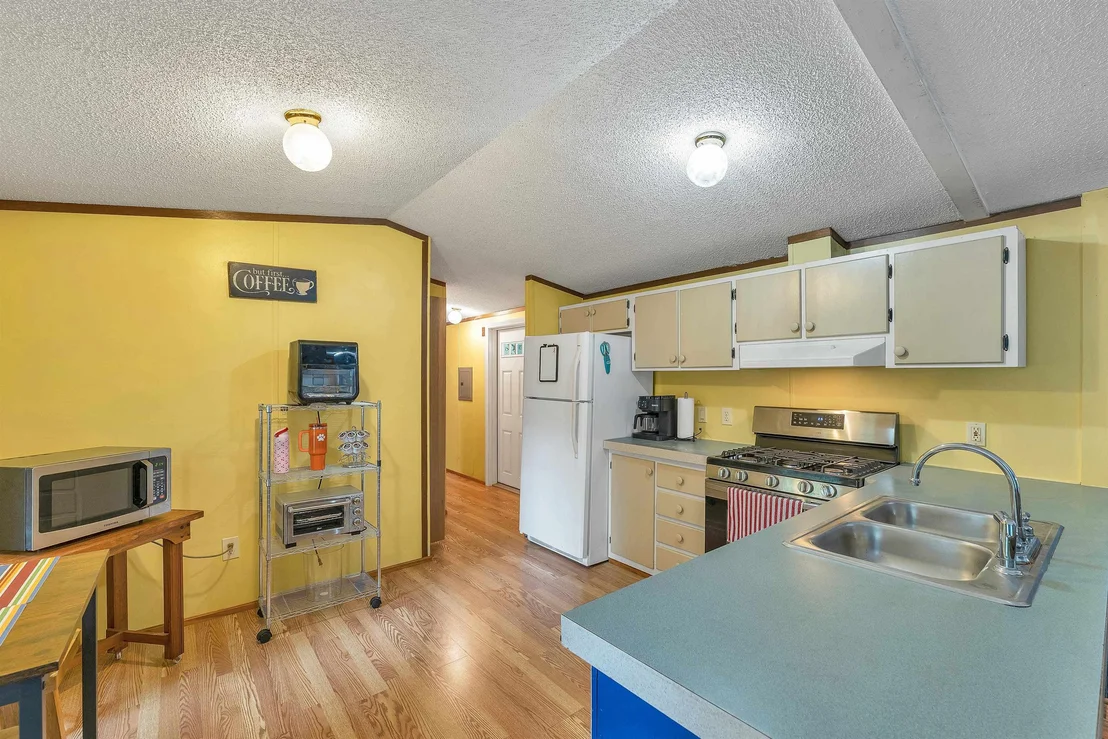 Photo of 5 Walnut