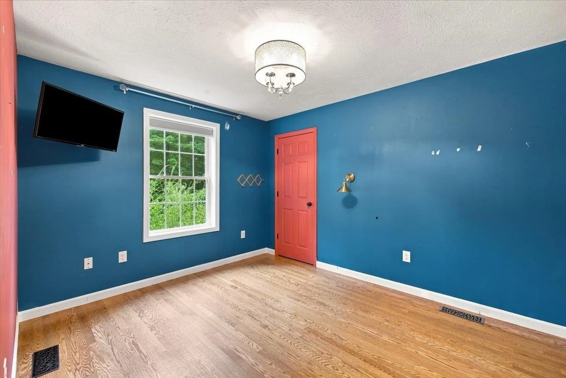 Photo of 5 Ames