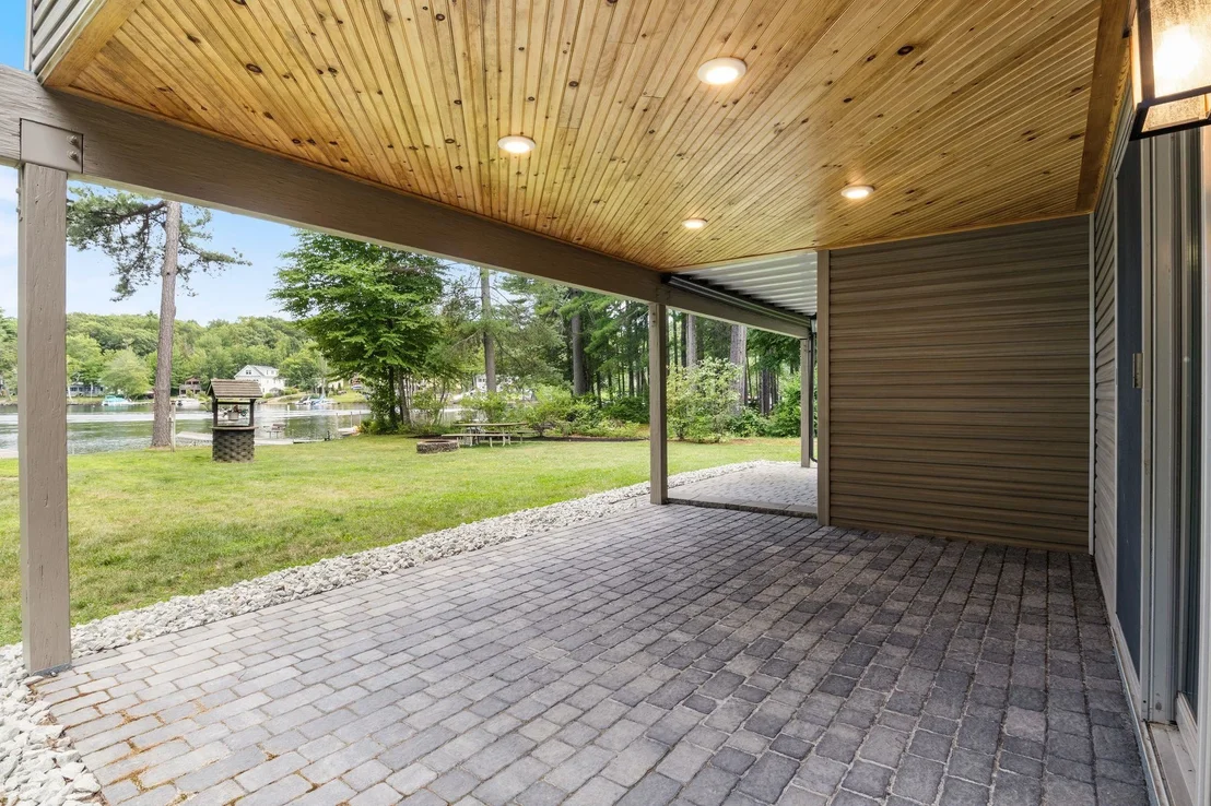 Photo of 22 Lakeside