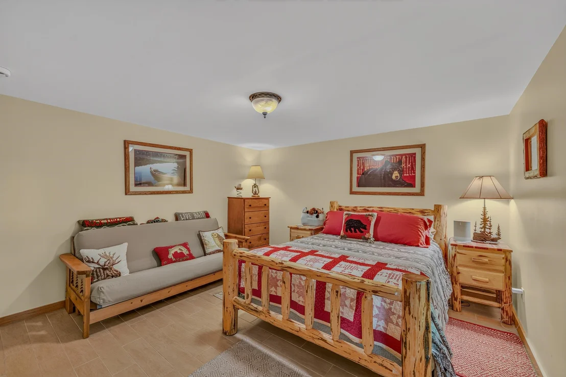 Photo of 32 Stoney Brook