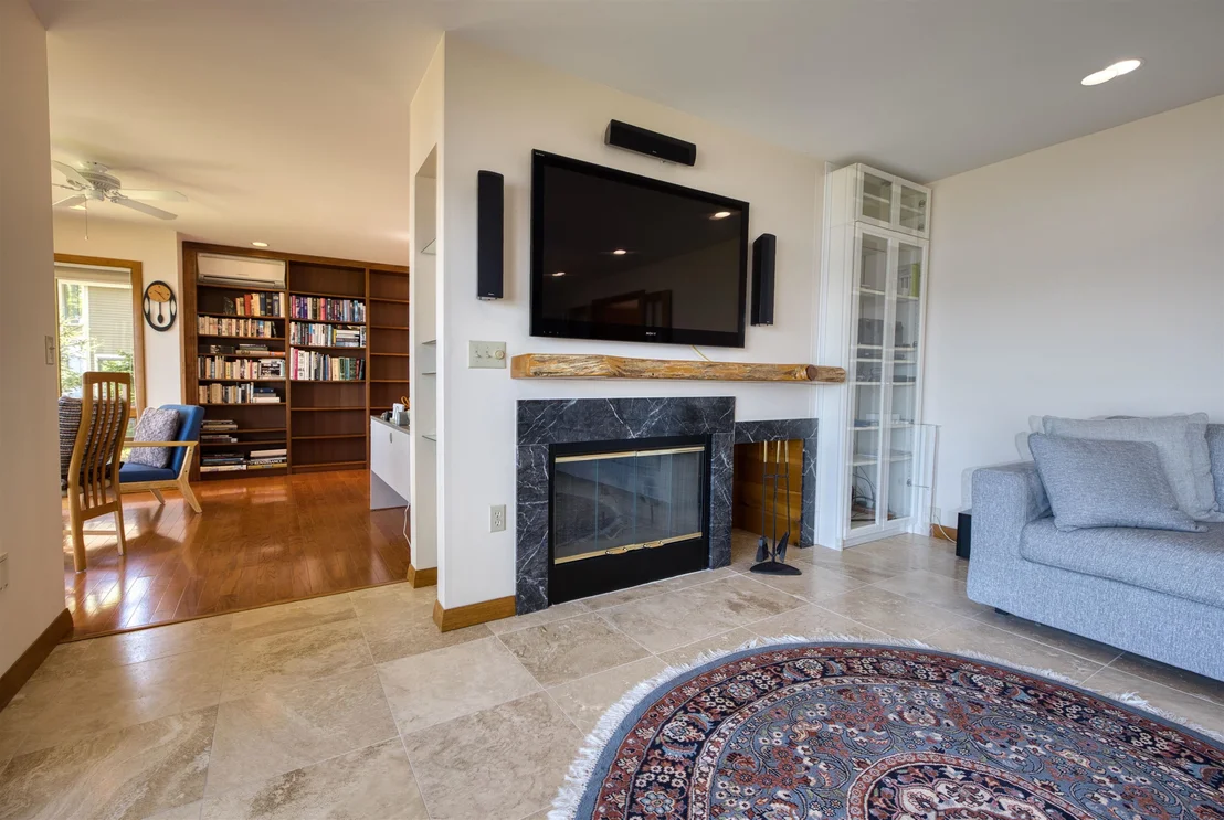 Photo of 44 Long Sands