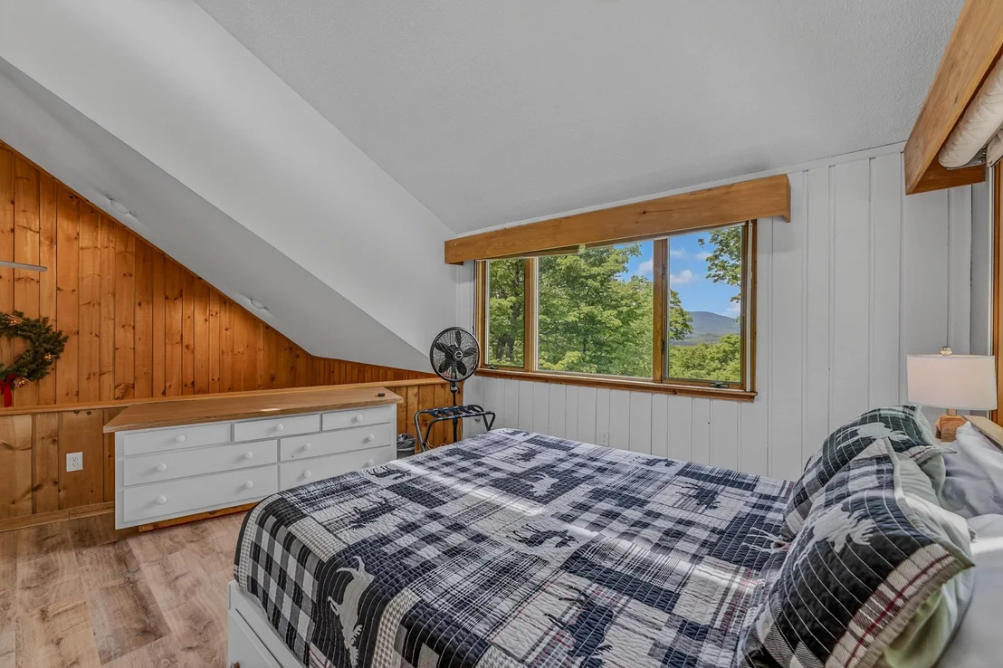 Photo of 139 Summit