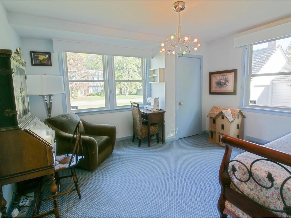 Photo of 165 Crescent