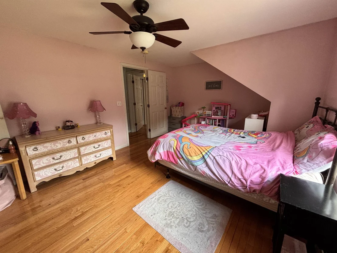 Photo of 87 Juniper