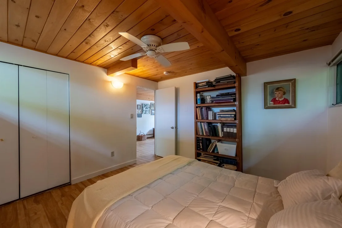 Photo of 477 Morgan