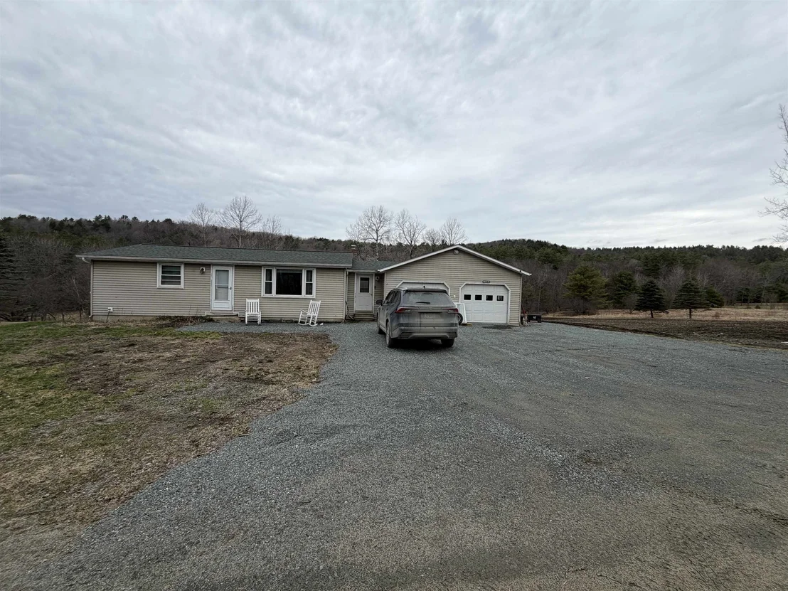 Photo of 1238 Simpson Brook