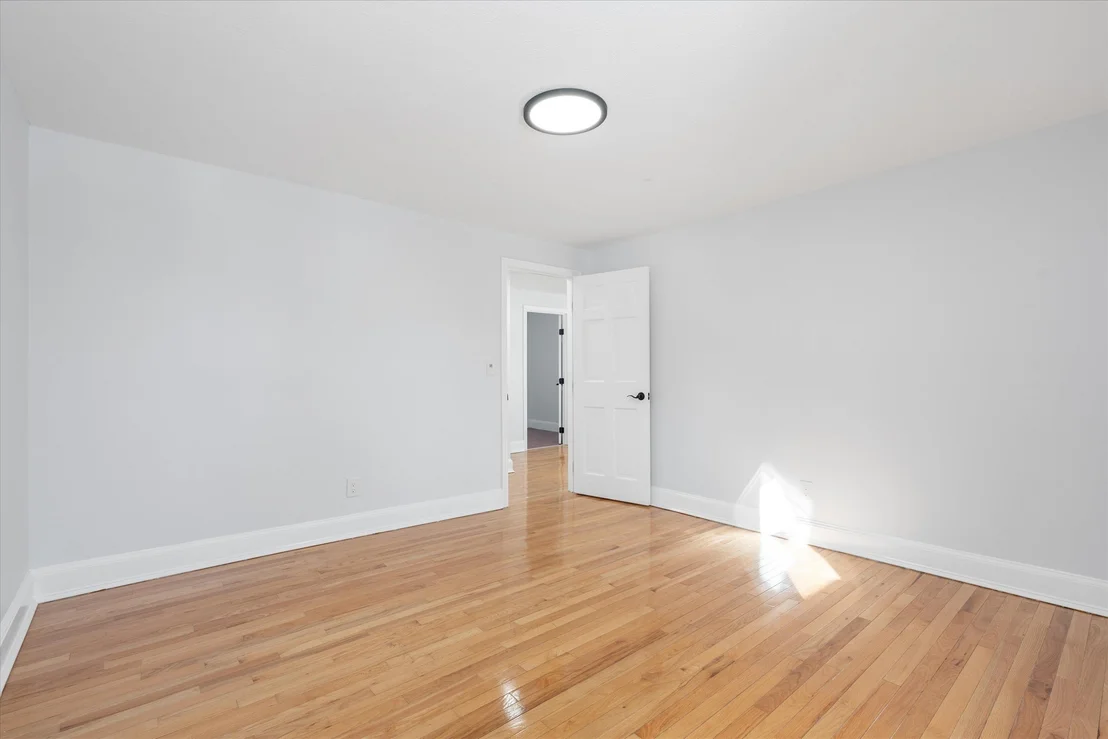 Photo of 4 Hilltop