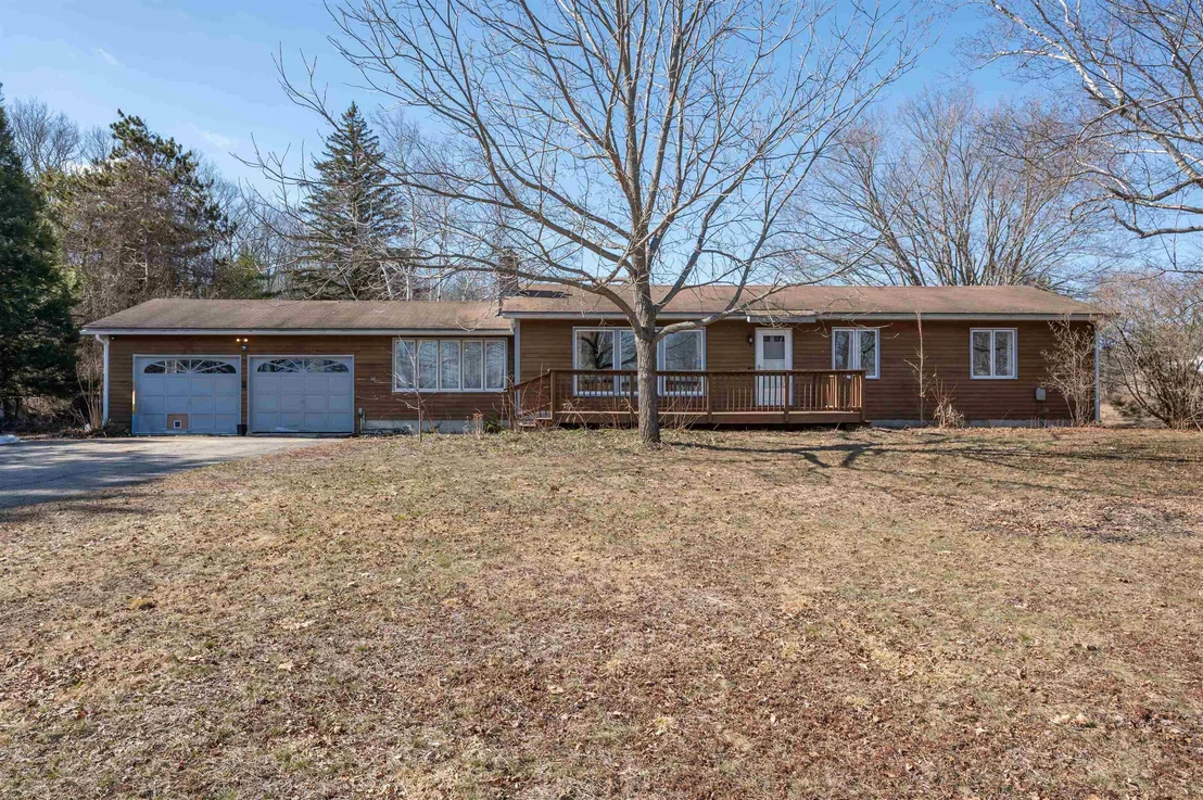 Photo of 581 S Barnstead