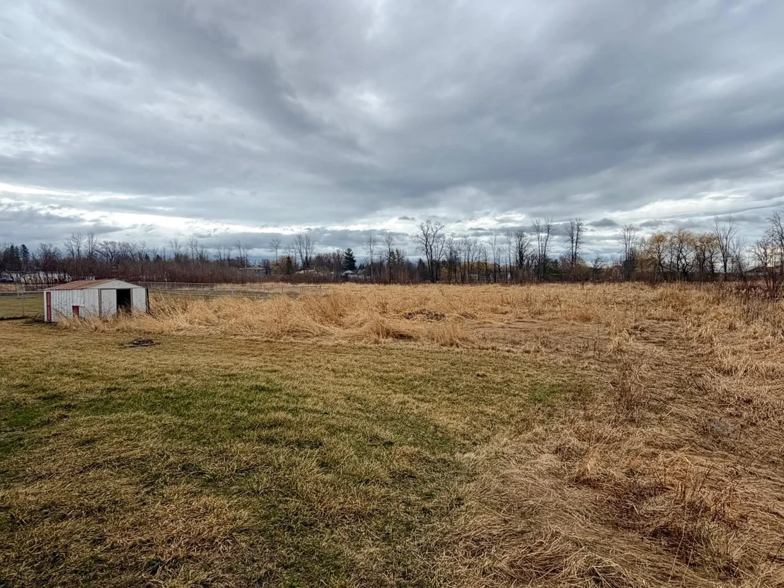 Photo of 111 Deso