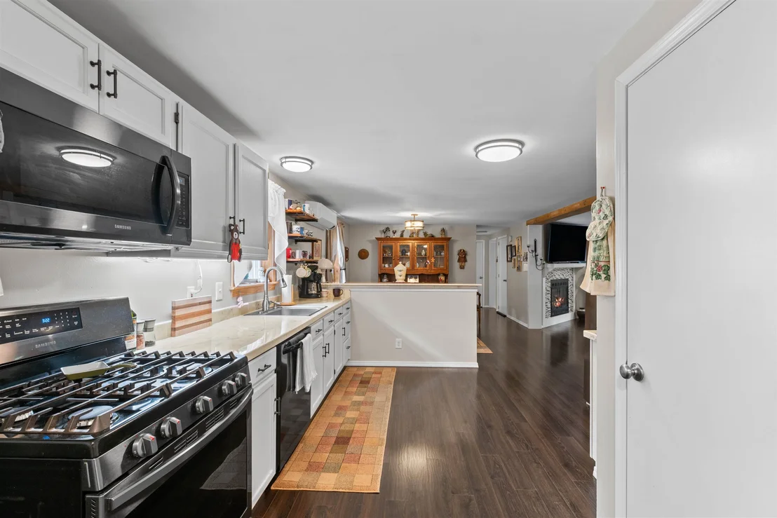 Photo of 36 Walnut