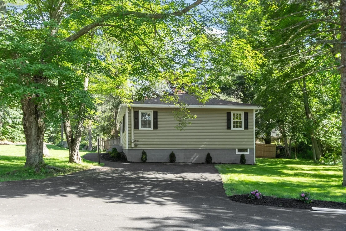 Photo of 117 Lawrence