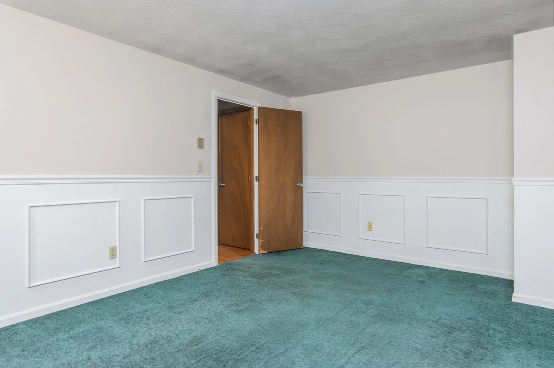 Photo of 20 Redfield