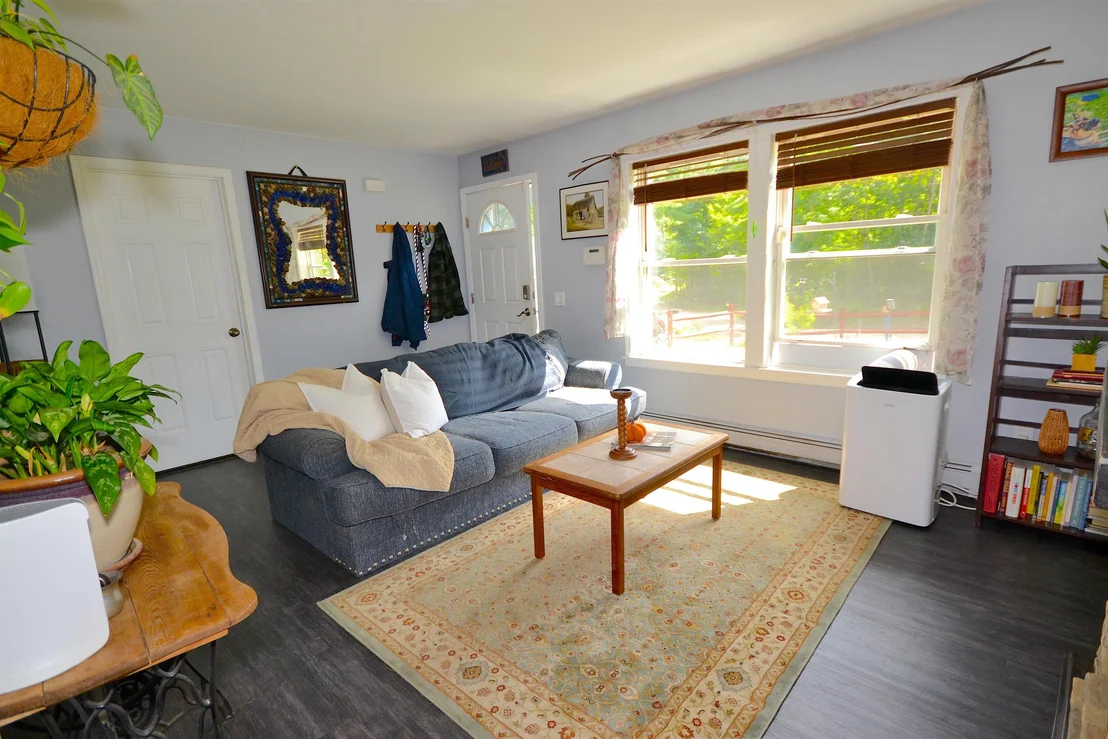 Photo of 115 Weona