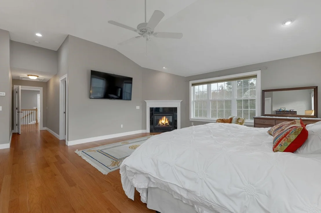 Photo of 26 Lamplighter