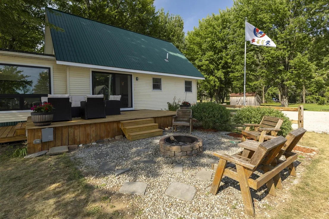 Photo of 502 Duck Point