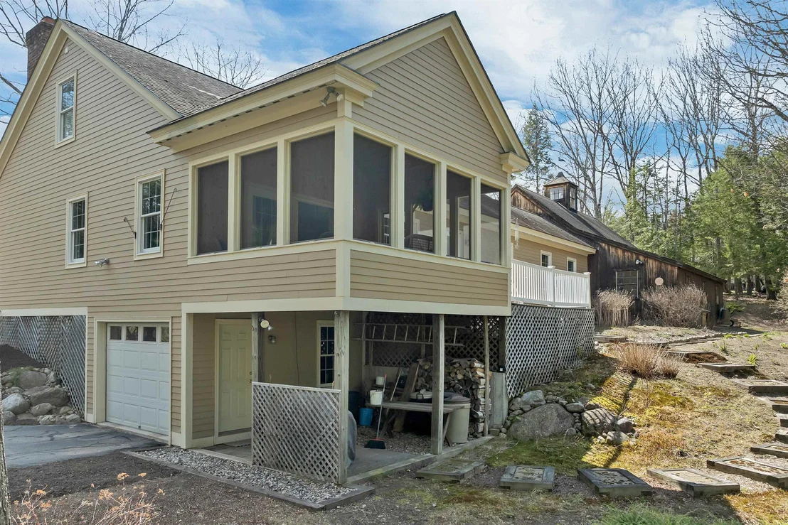 Photo of 1 River Heights