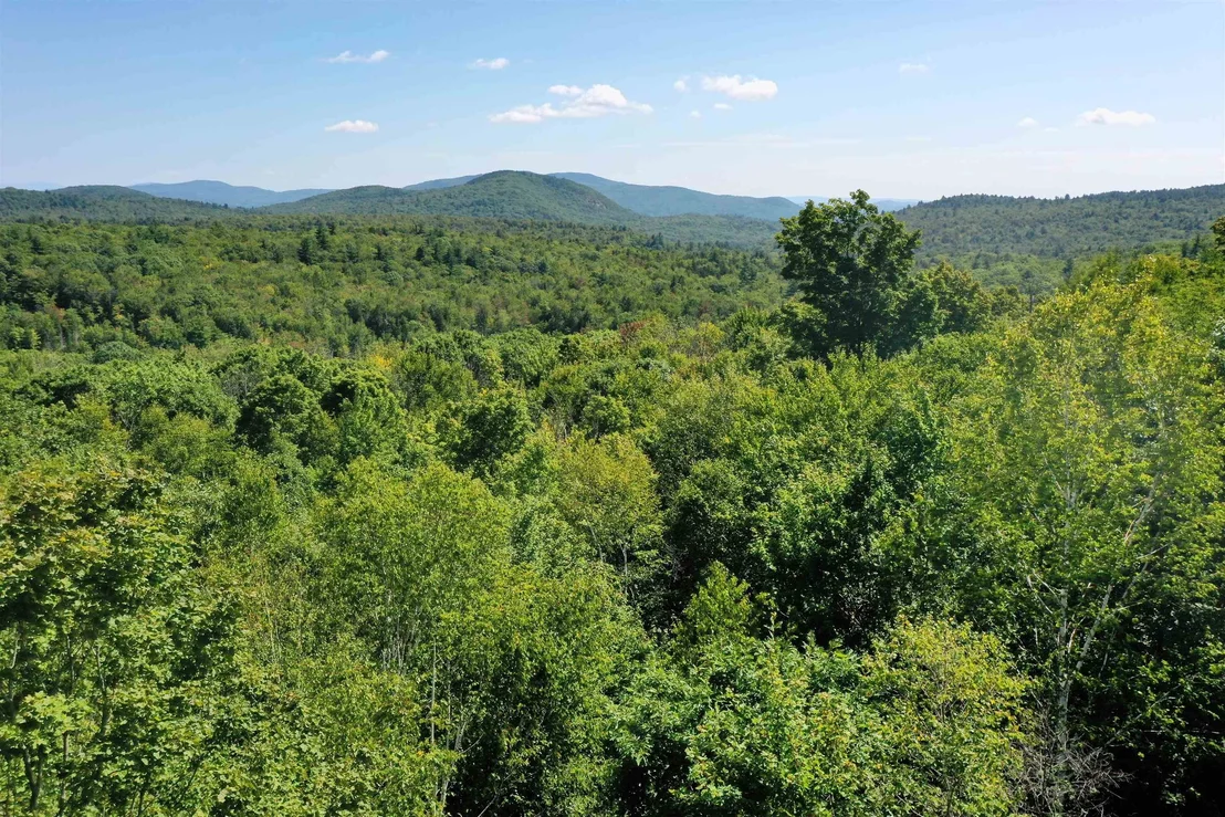 Photo of 00 Quaker Path