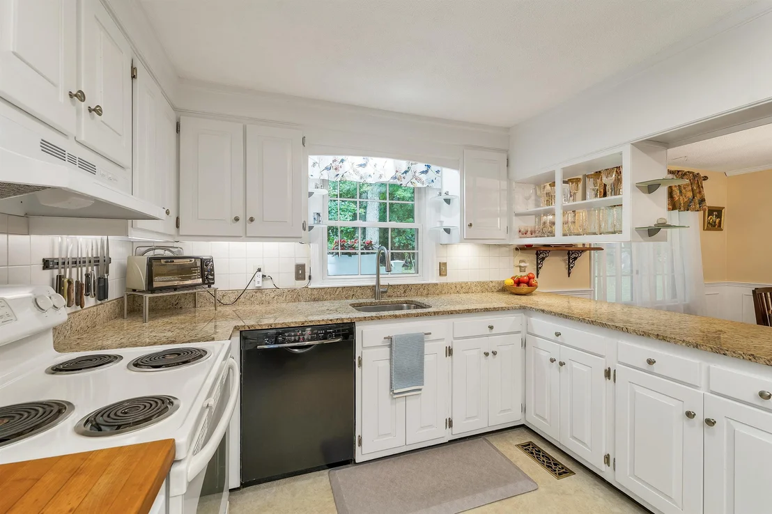 Photo of 2 Glendale