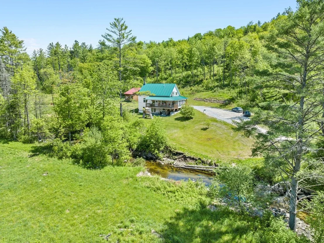 Photo of 1012 Branch Brook