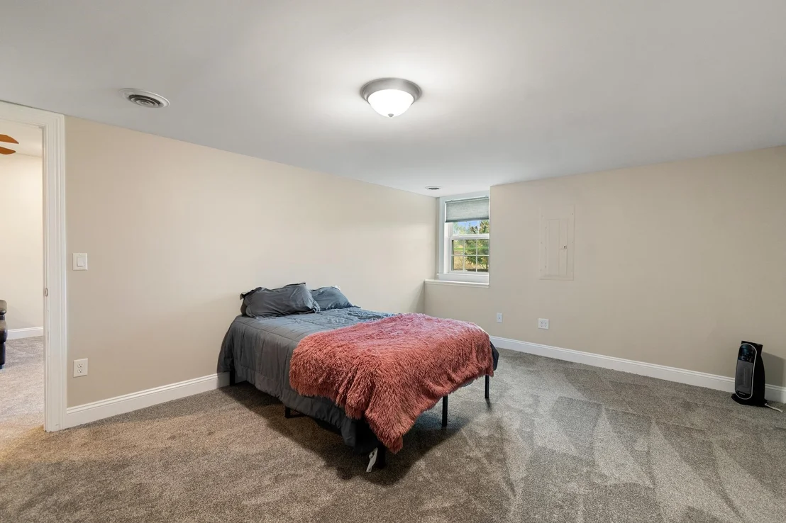 Photo of 8 Meadow View