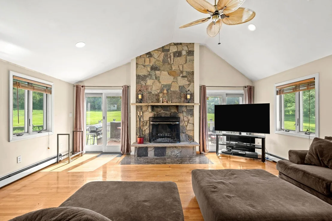 Photo of 240 Hampstead