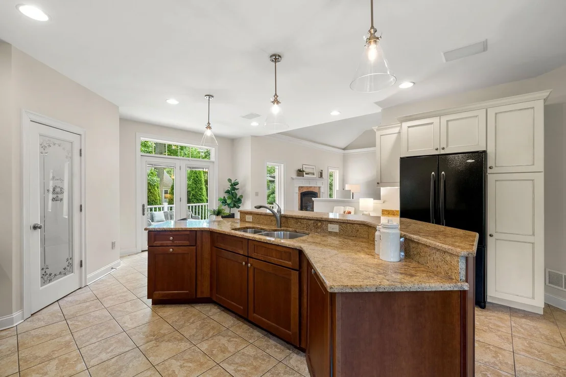 Photo of 20 Huckleberry