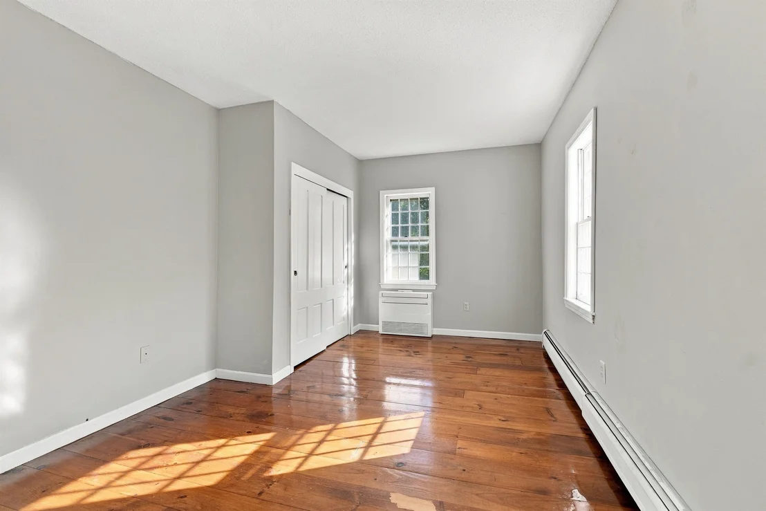 Photo of 38 Dunbarton Center
