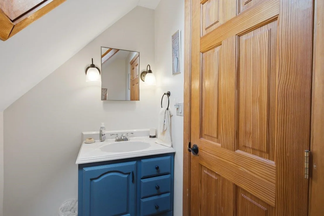 Photo of 87 B Hill