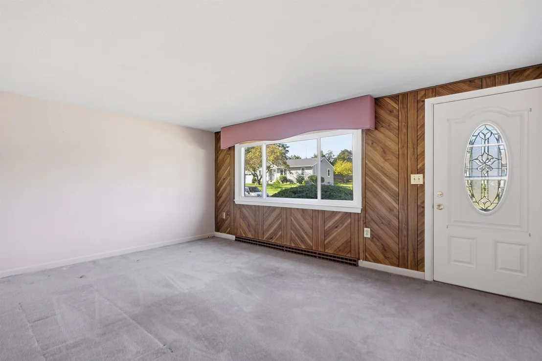 Photo of 32 Henderson