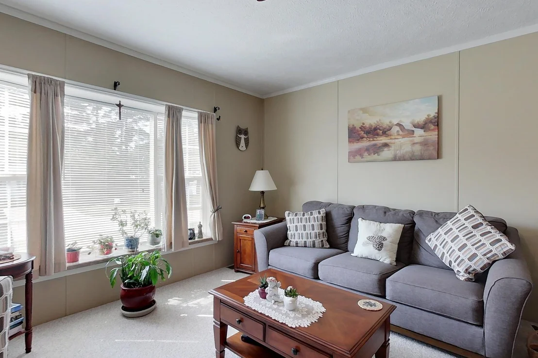 Photo of 6 Mapleshade