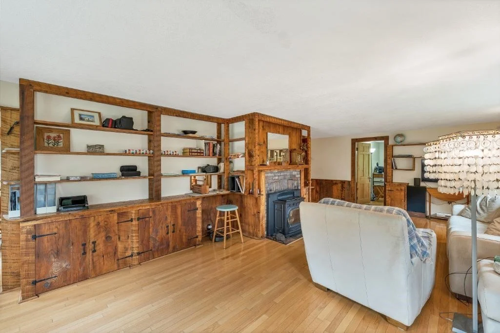 Photo of 533 Ellsworth Hill