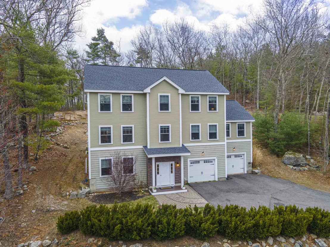 Photo of 23 Valleyview