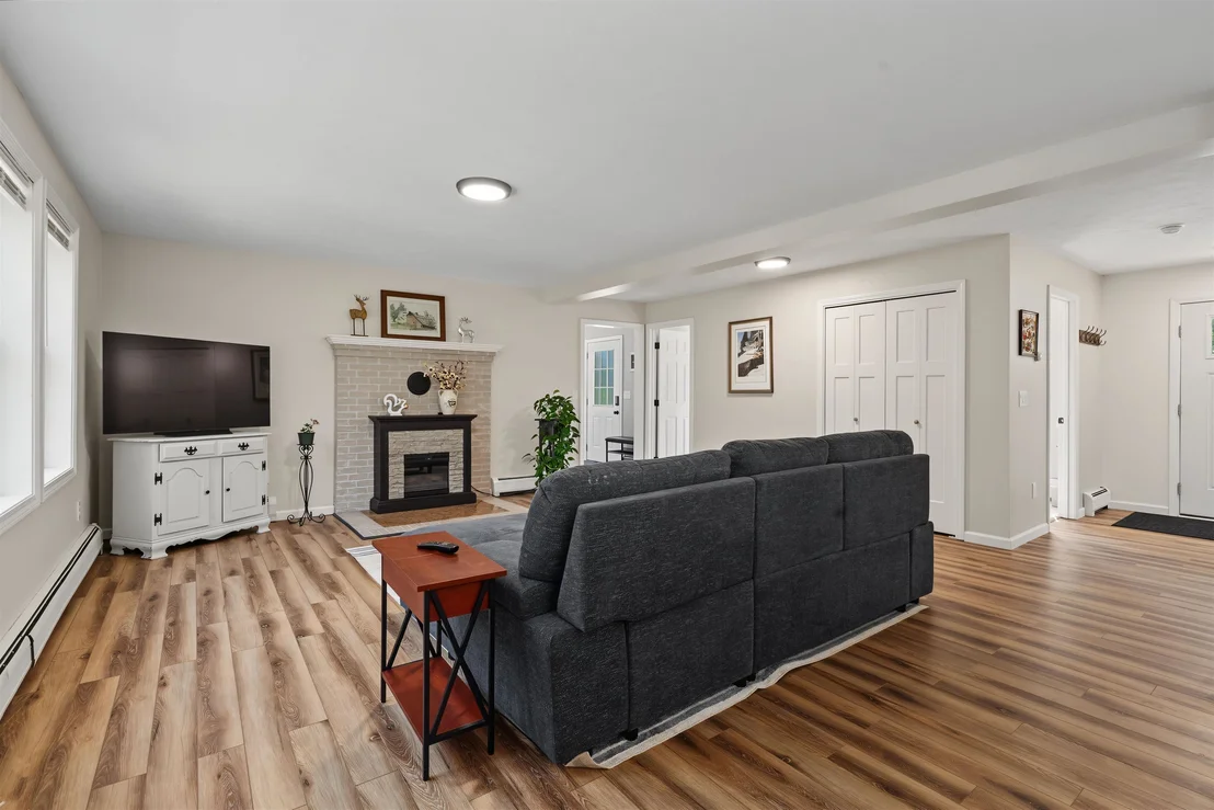 Photo of 590 Main