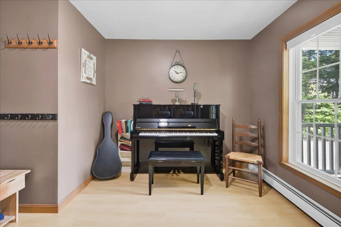 Photo of 99 Overlake