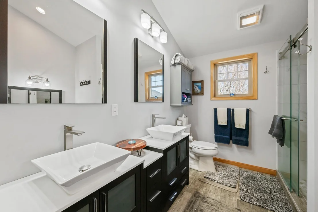 Photo of 131 Glen Ledge
