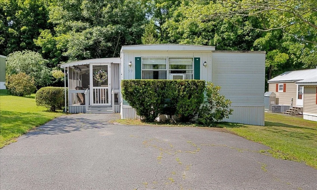 Photo of 99 Hayes Mobile Home
