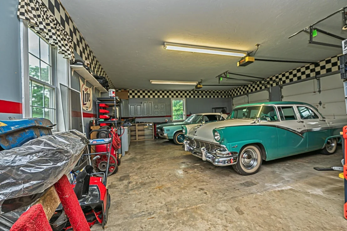 Photo of 72 Tenney