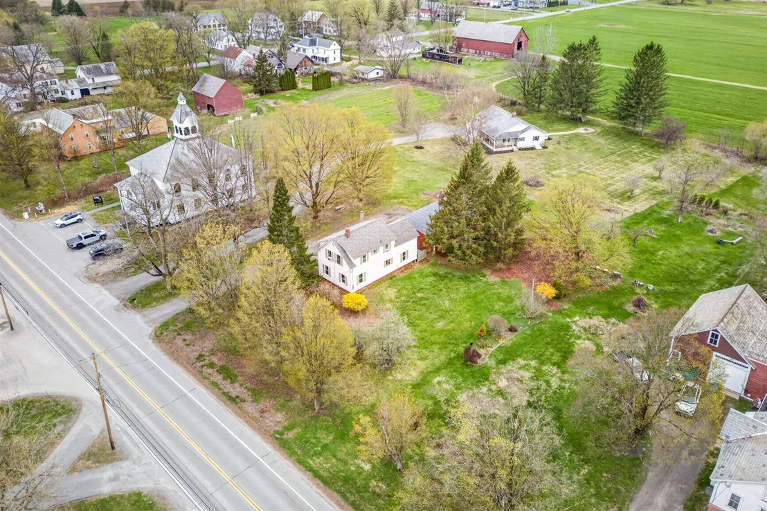 Photo of 3677 US Route 5