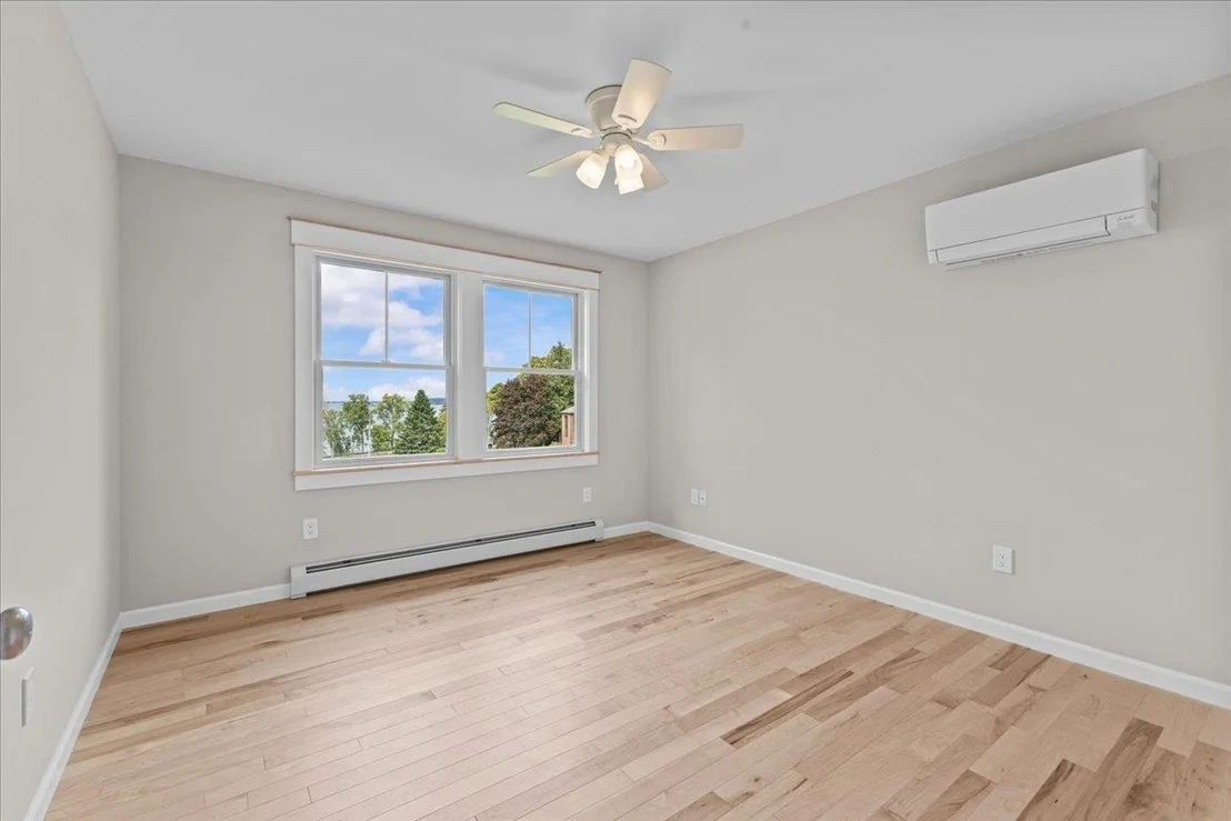 Photo of 65 Point View