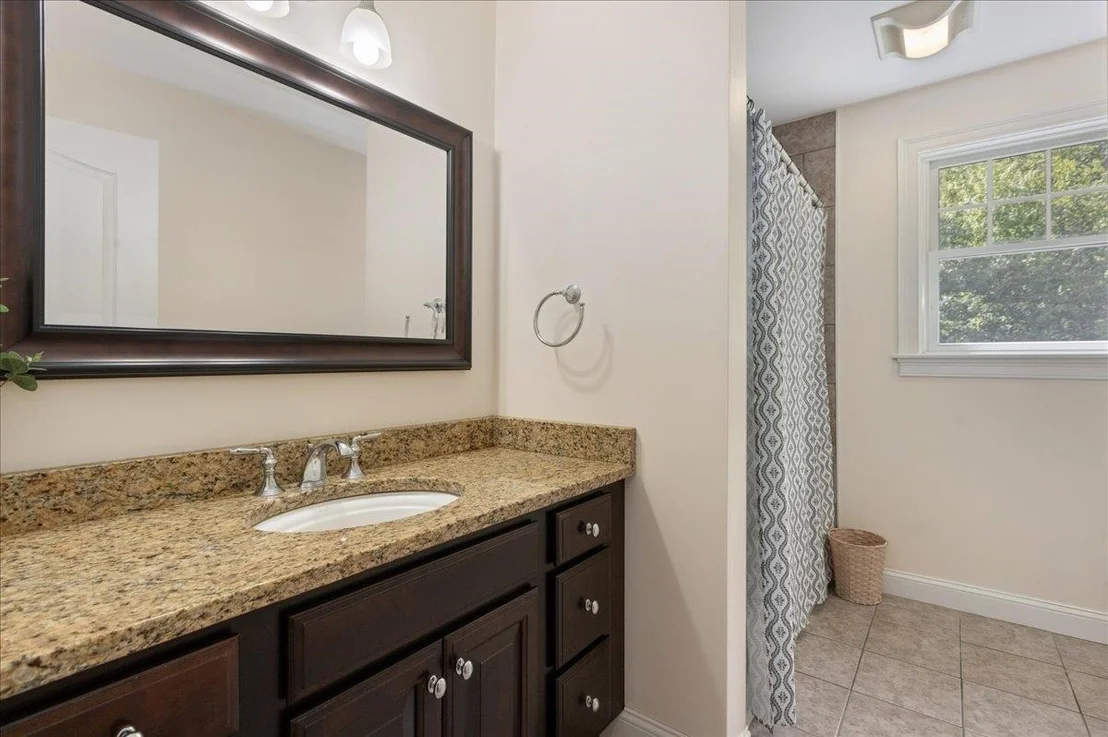 Photo of 137 Garland