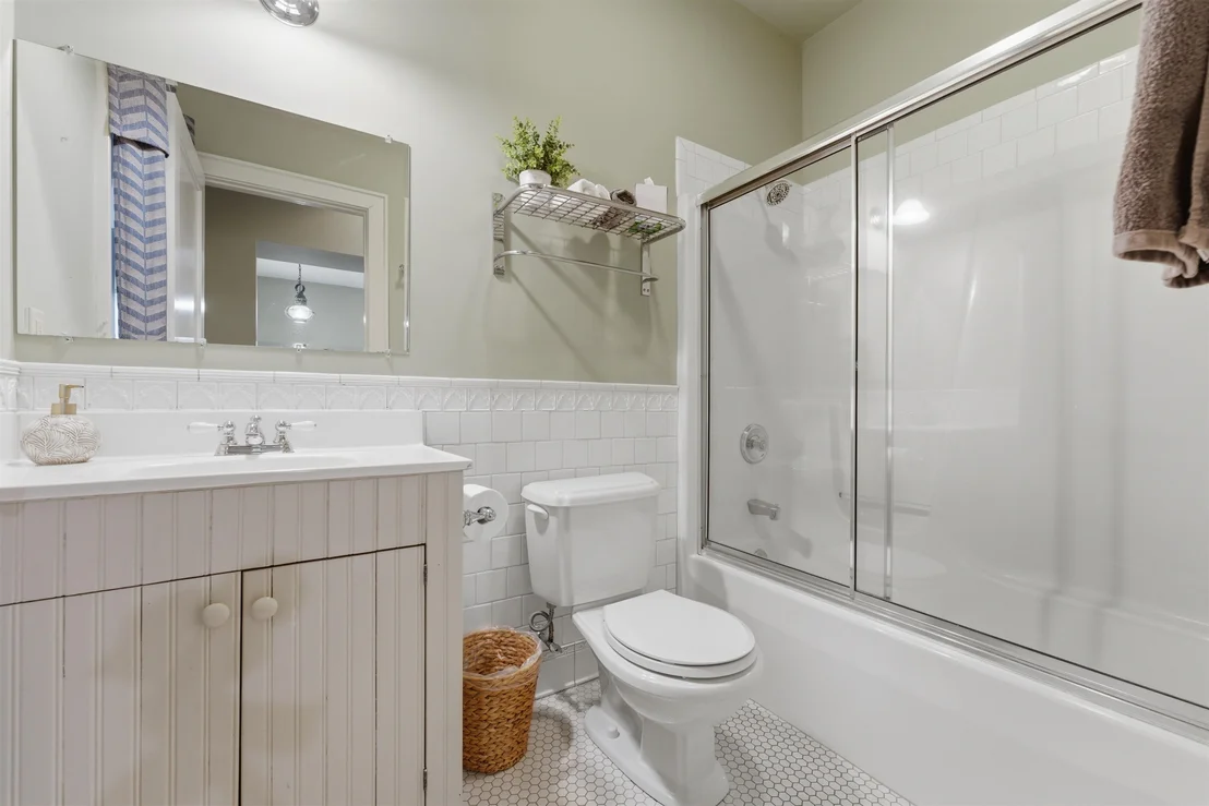 Photo of 27 Mountain View