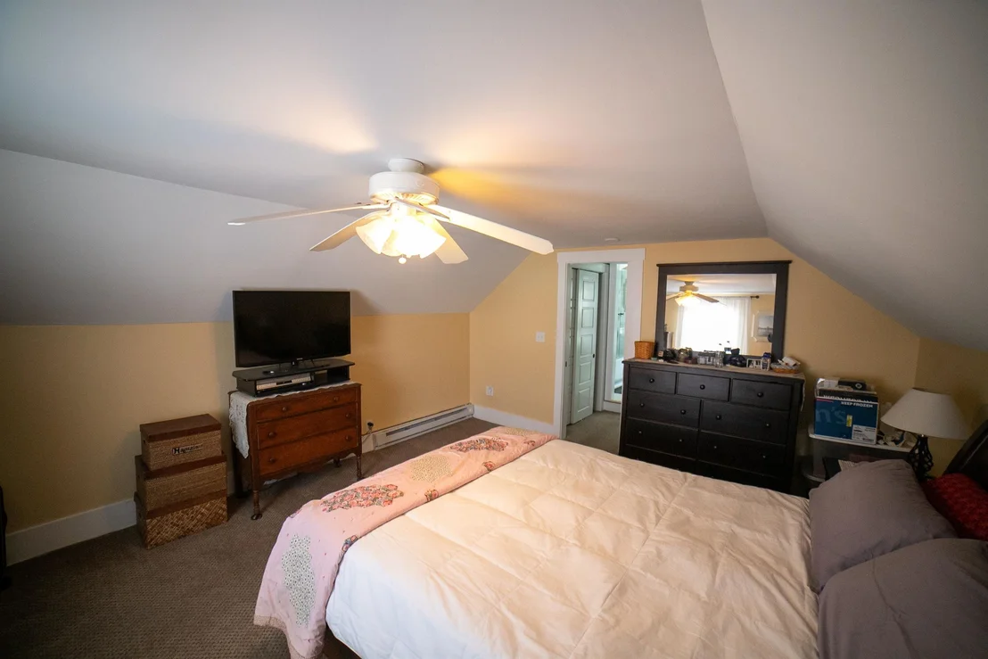 Photo of 18 Maple