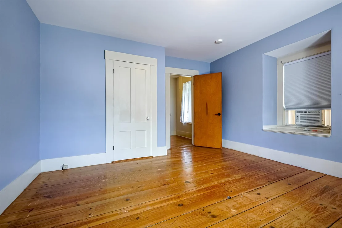 Photo of 8 Grove